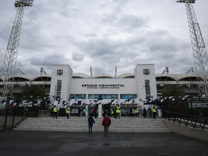 Dirigente de Colo Colo renuncia a ByN y habrá nuevas elecciones