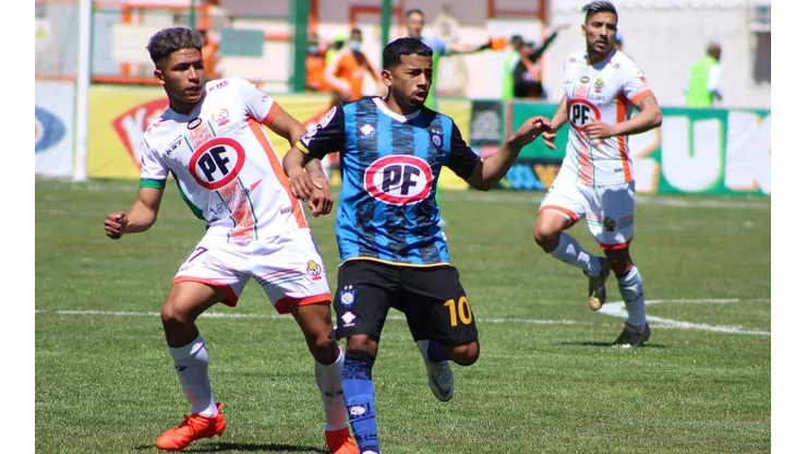 Huachipato recibe a Cobresal en el sur.