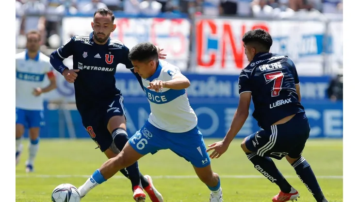 Universidad Católica y Universidad de Chile se enfrentan por la octava jornada del Campeonato Nacional 2022