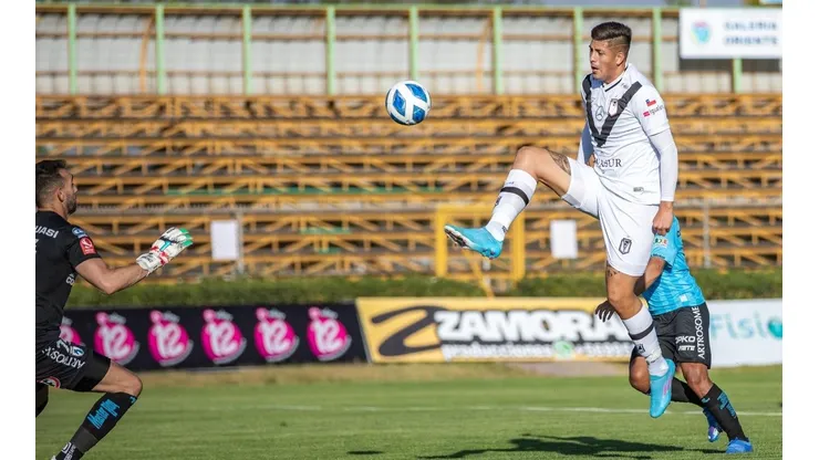 Santiago Morning vence a Iquique y se mete entre los líderes de la Primera B.