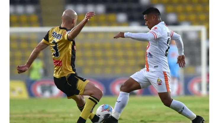 Mineros y Piratas irán por los tres puntos en el Estadio El Cobre