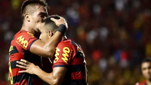 Javier Parraguez anotó en el valioso triunfo del Sport Recife