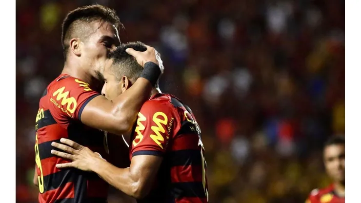 Javier Parraguez anotó en el valioso triunfo del Sport Recife