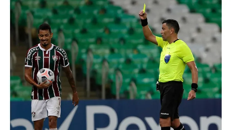 Jugador de Fluminense acusó agresión de Tobar en la Copa Libertadores.
