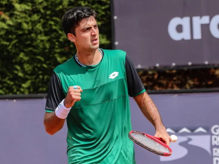 Tomás Barrios derrota a Corentin Denolly para instalarse en cuartos de Concepción II