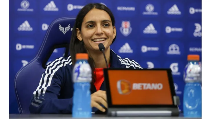 Daniela Zamora ya se puso otra vez la camiseta de la U y espera debutar el sábado