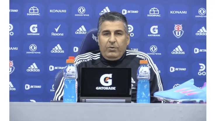 Santiago Escobar quiere hacer respetar su contrato con la U.