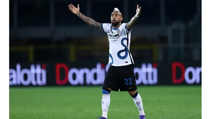 Inter prepara multa para Vidal por sus dichos de ir a Brasil.