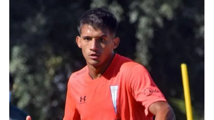 Asad sigue esperando la decisión de la UC por su futuro.