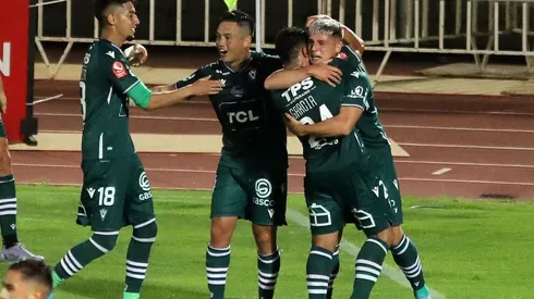 Wanderers recibe a Rangers en Valparaíso esta noche.