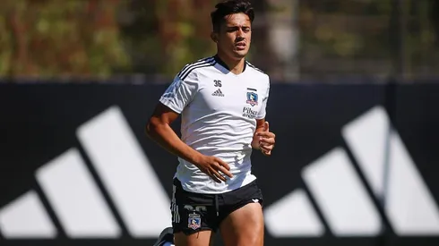 Solari sorprende viajando con Colo Colo para el partido con Antofagasta.