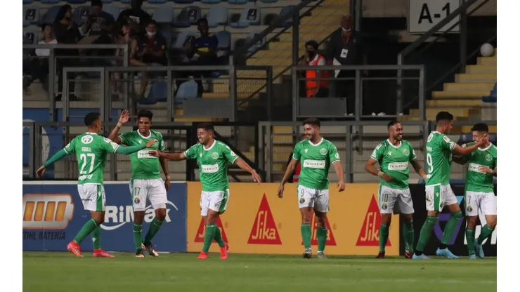 Audax consigue su primer triunfo y termina con el invicto de Palestino.