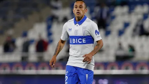 Orellana la pasa mal en la UC y no fue considerado para enfrentar a Everton.