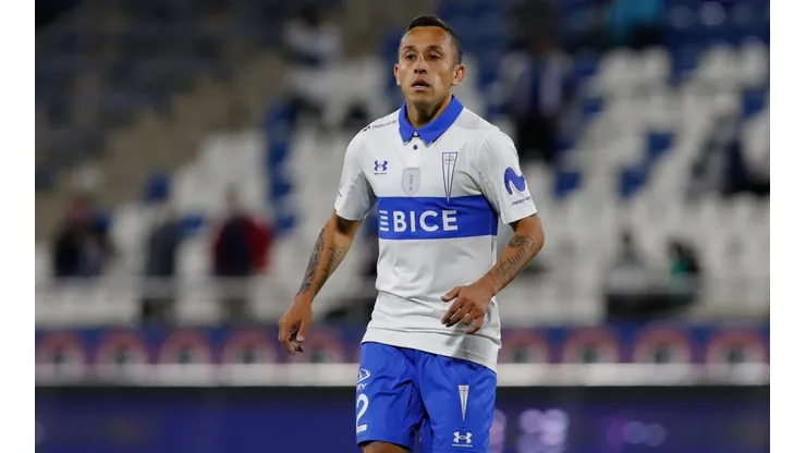 Orellana la pasa mal en la UC y no fue considerado para enfrentar a Everton.