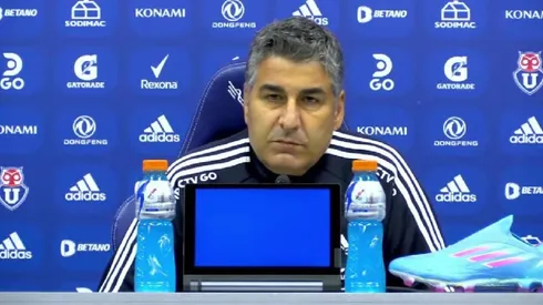 Santiago Escobar asegura que solo piensa en quedarse en la U.