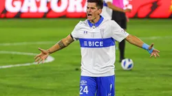 Parot saca la voz en la UC