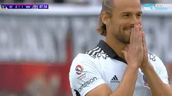 Christian Santos estuvo muy cerca de hacer un golazo de tiro libre