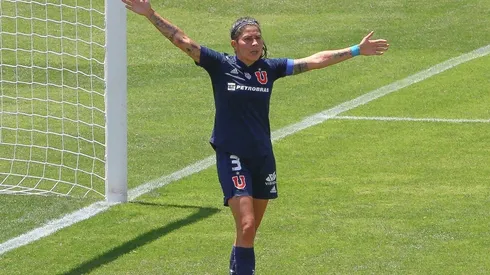 La Jefa pide más contratos para las jugadores profesionales.