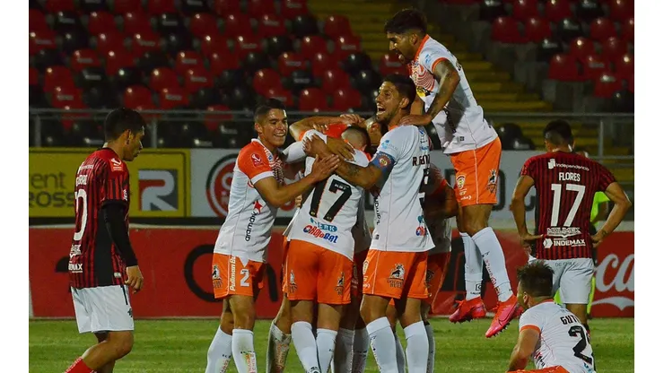 Cobreloa se mantiene en racha invicta y suma tres triunfos al hilo.