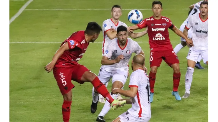Ñublense y Unión La Calera no anotan en Chillán