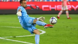 El portero de los Cruzados se muestra optimista en revertir este mal momento