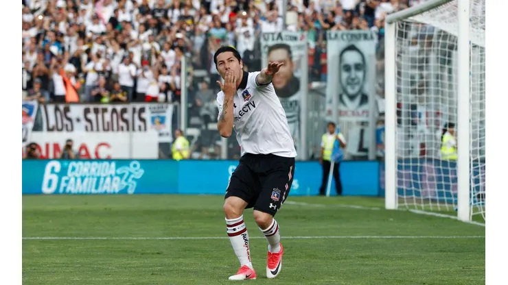 Valdés disfruta la victoria de Colo Colo en el Superclásico con broma incluida.