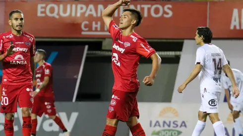 Ñublense derrota La Serena y llegar como líder a la Copa Sudamericana.