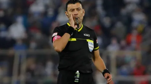 Roberto Tobar será el juez para el encuentro entre Colo Colo y Universidad de Chile