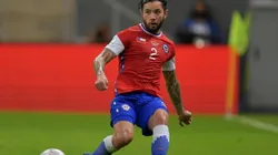 Eugenio Mena llegaría para estar en la última fecha doble de La Roja.