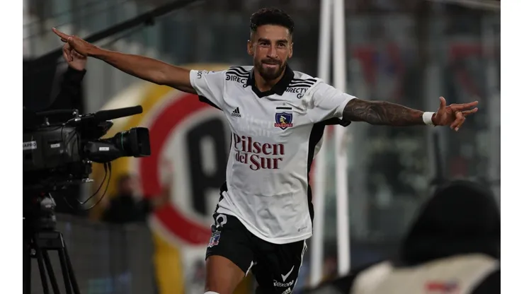 Colo Colo recibe la positiva noticia con Lucero para el Superclásico.