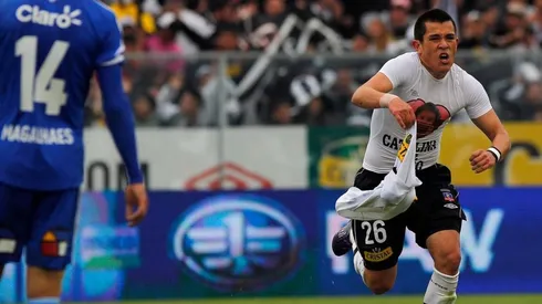 Muñoz le anotó a la U con la camiseta de Colo Colo.