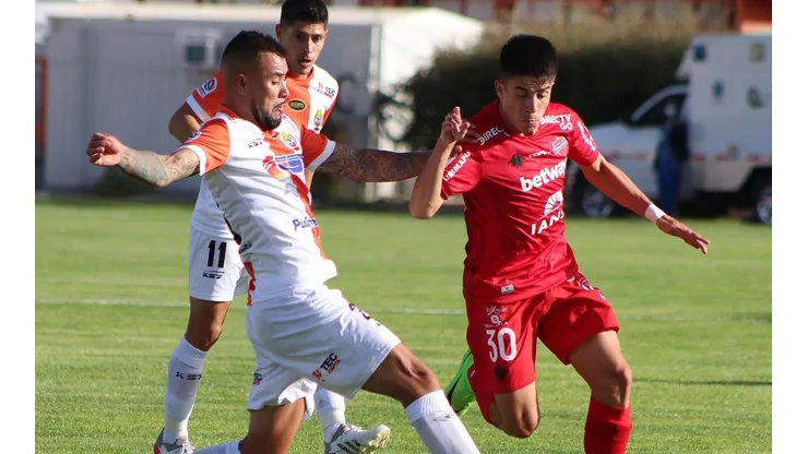 Cobresal y Ñublense no se sacan diferencias y reparten puntos en el norte.