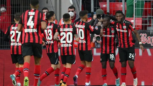 El Leverkusen de Aránguiz derrotó fácilmente al Bielefeld