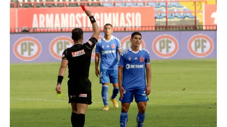 Israel Poblete será sancionado con dos fechas y es la primera baja en la U para el Superclásico