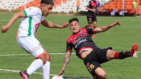 Cobresal y Ñublense se juegan subirse a la punta este sábado.