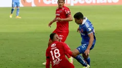 Cerezo sufrió ante su ex club una dura entrada por parte de Poblete.