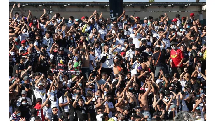 Informe arbitral podría castigar a Colo Colo para el Superclásico.