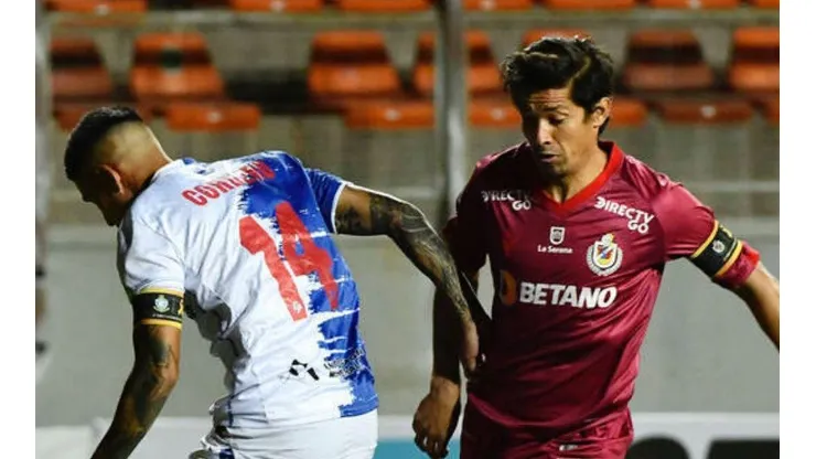 Antofagastinos y Serenenses aún no saben de triunfos en el torneo