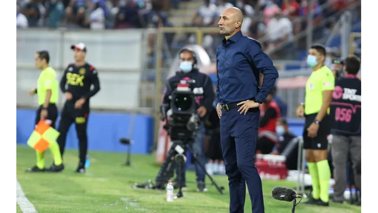 Paulucci anticipa complicado partido para la UC ante Curicó.