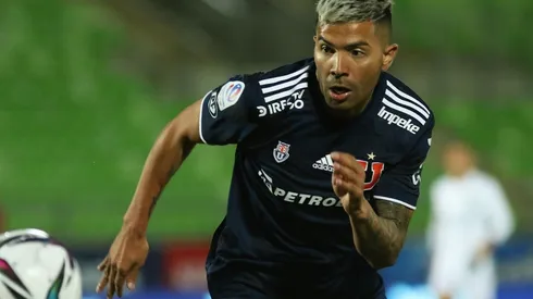 Luján se lesiona en vacaciones a la espera de salir de la U.