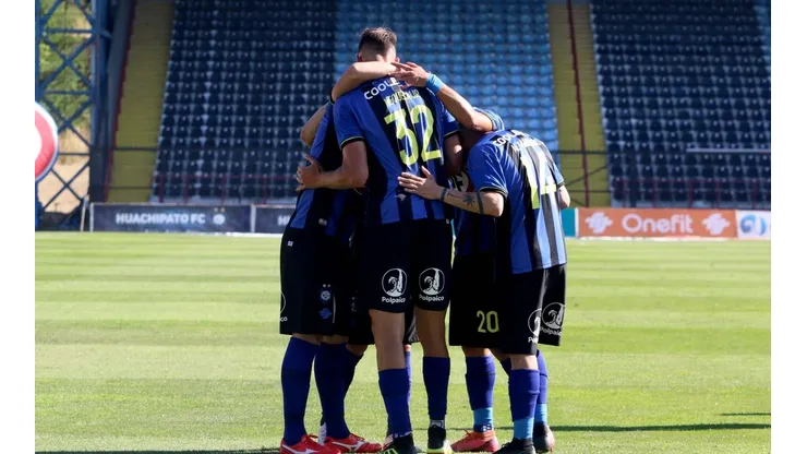 Huachipato venció a Audax Italiano y sumó sus primeros tres puntos en el Campeonato