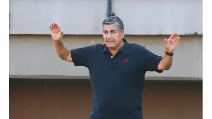 El entrenador, por el momento, está conformé con el equipo y busca reforzar otras posiciones