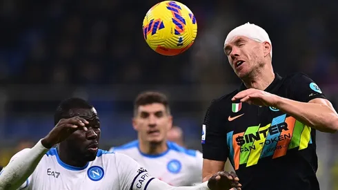 Inter tratará de mantener la punta este sábado frente al Napoli.