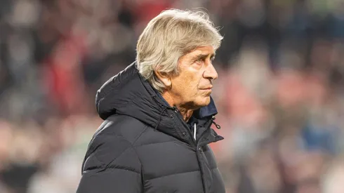 El equipo del técnico chileno dio el primer golpe en las semifinales del torneo