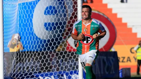 Matías Donoso es opción para reforzar la delantera del Cacique en este 2022