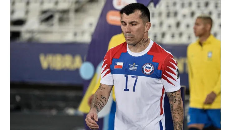 Medel dolido por puntos perdidos en partidos ganables con La Roja.