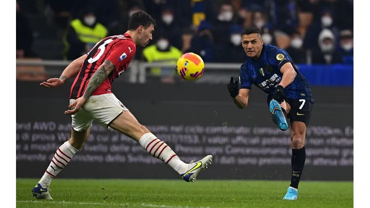 Alexis Sánchez sumó minutos en la caída de su equipo