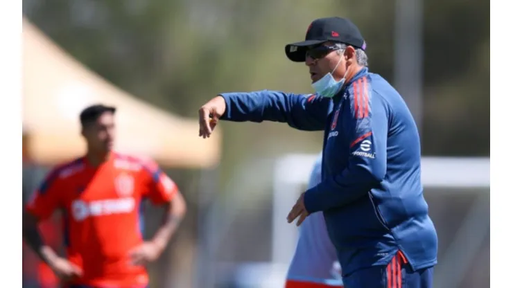 Escobar da a conocer su idea de juego
