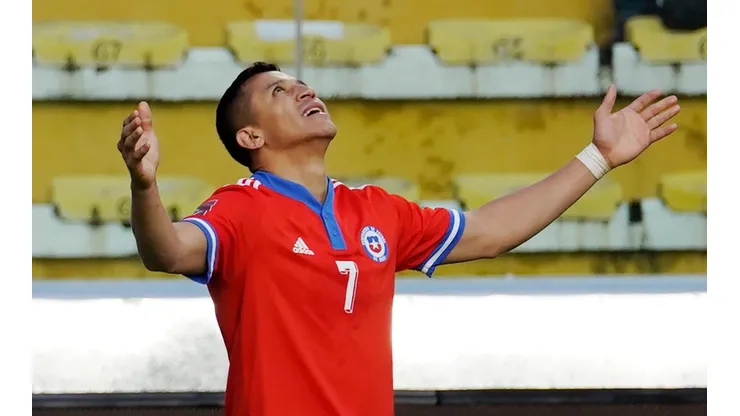 Alexis Sánchez marca un doblete en el triunfo de Chile en La Paz