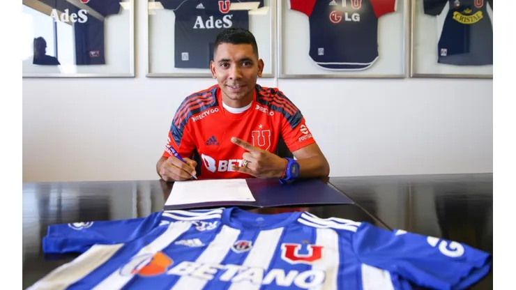 El delantero uruguayo busca consolidarse en los azules